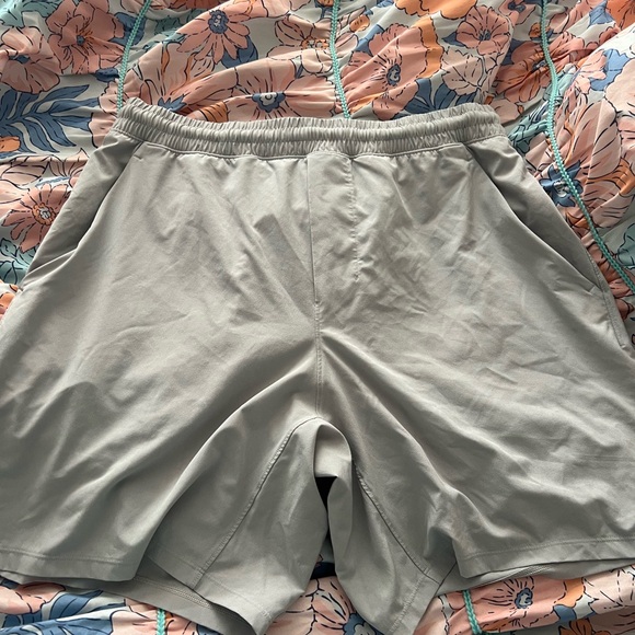 Lululemon pace breaker linerless shorts - Picture 1 of 3